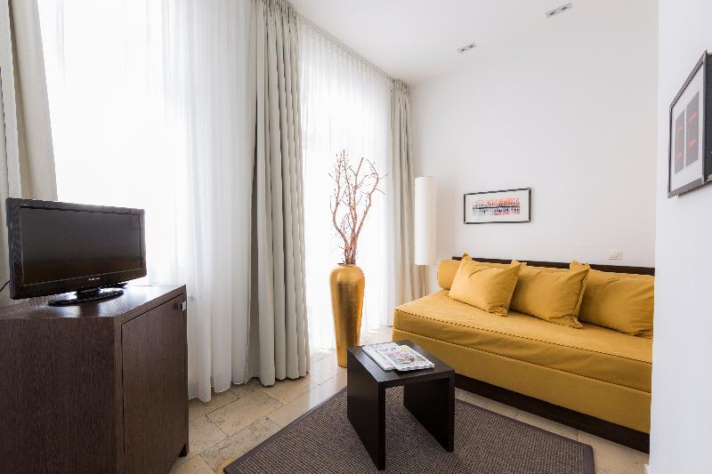 Burns Art Hotel Ντίσελντορφ Εξωτερικό φωτογραφία